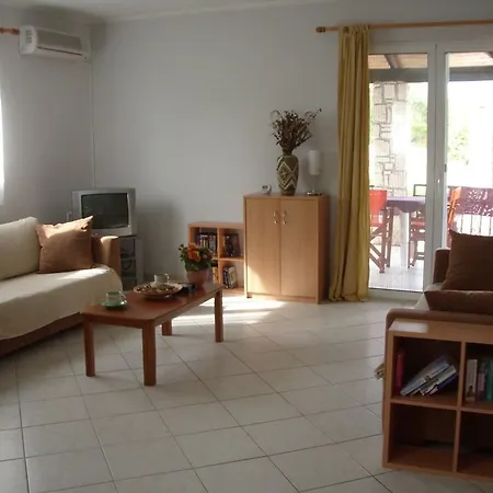 Сasa de vacaciones Kaminia Villas *
